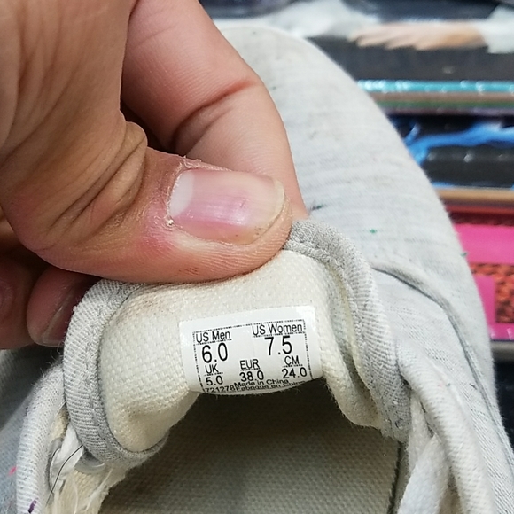 Vans | ✨Cute specks low tops size 7.5 - Picture 5 of 7